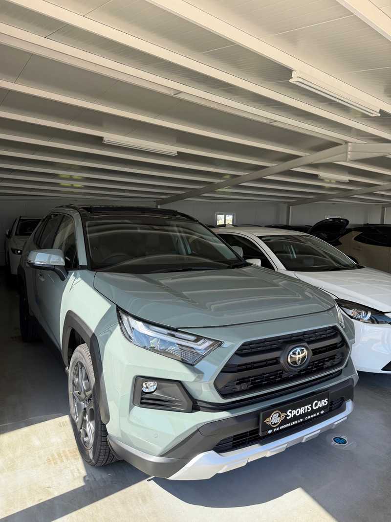 Toyota RAV4 2,5L 2026