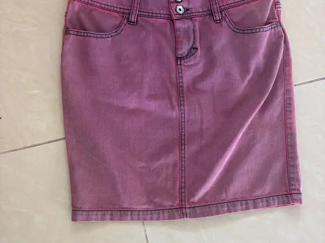 Vintage midi skirt, Larnaca — Aradippou - Agios Fanourios