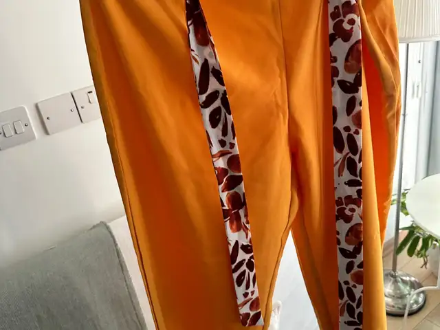 Yellow pants, Επαρχία Λευκωσίας — Αγλαντζιά