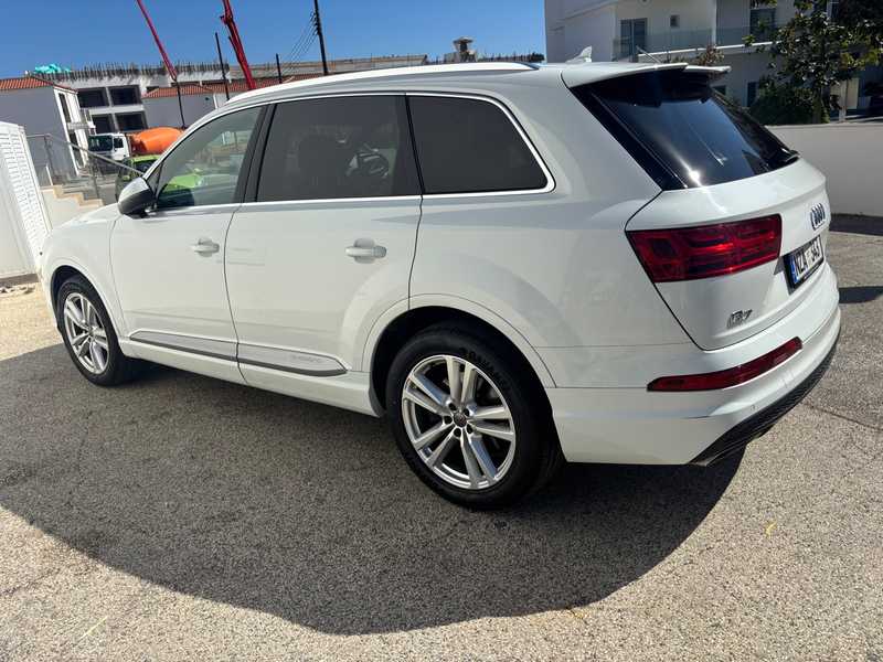 2017 Audi Q7 3,0L 2017 Cyprus