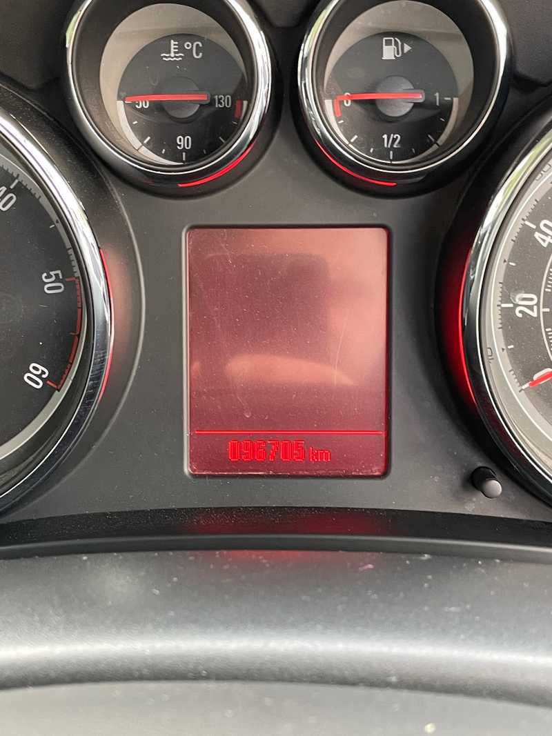 2015 Opel, Vauxhall Insignia 2,0L 2015 Cyprus