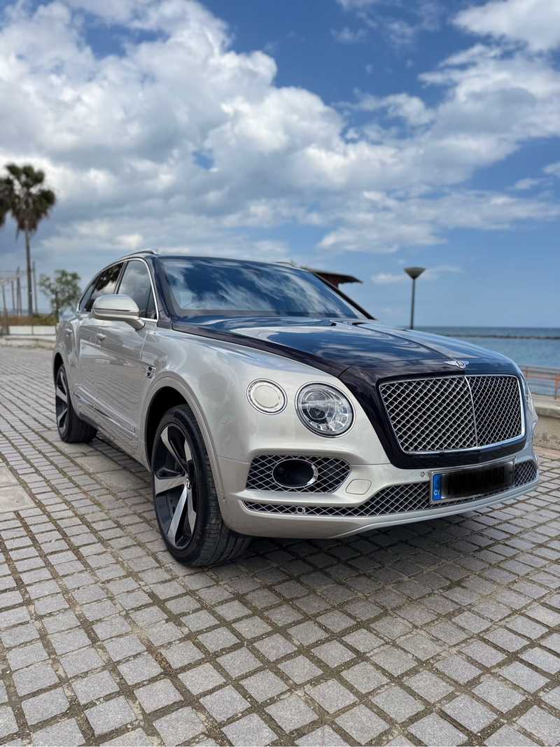 2019 Bentley Bentayga 4,0L 2019 Cyprus