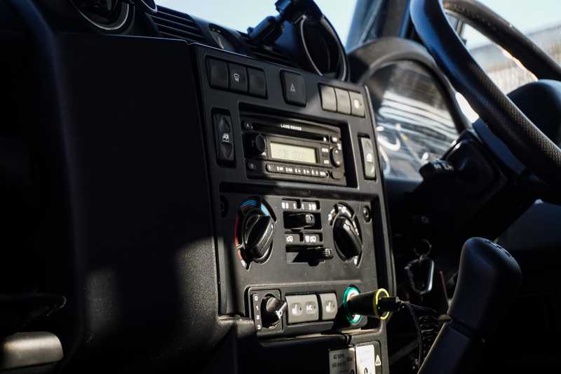 2011 Land Rover Defender 2,2L 2011 Cyprus