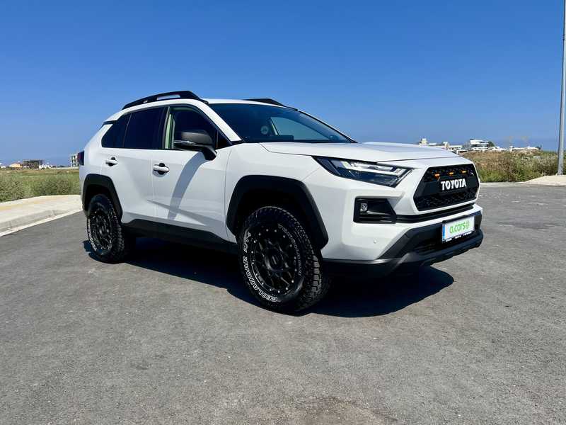 Toyota RAV4 2,5L 2025