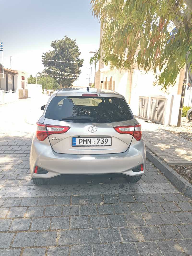 Toyota Vitz 8,0L 2018