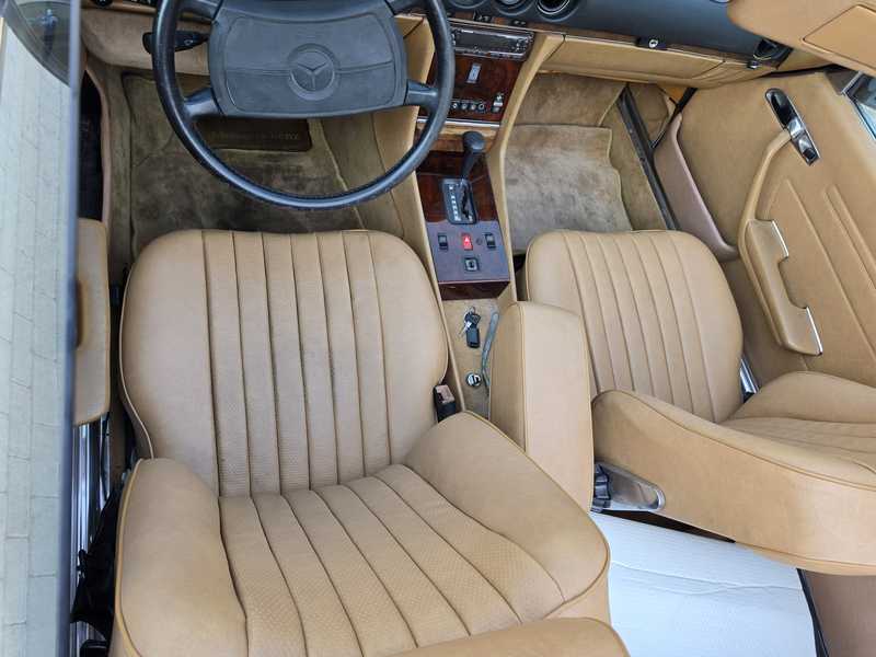 1988 Mercedes-Benz SL-Class 5,6L 1988 Cyprus