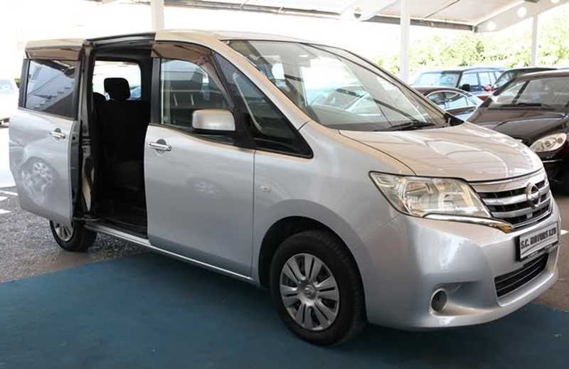 2011 Nissan Serena 2,0L 2011 Cyprus