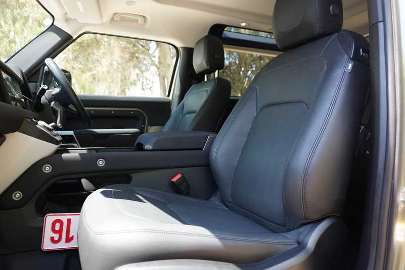 2023 Land Rover Defender 2,0L 2023 Cyprus