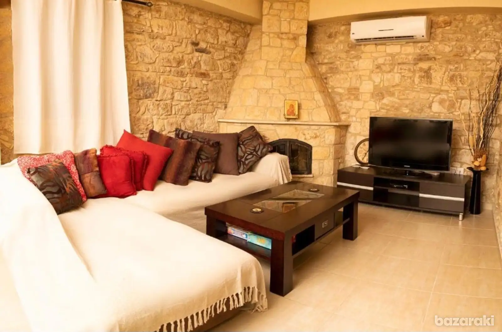 House, 3 bedrooms — 5