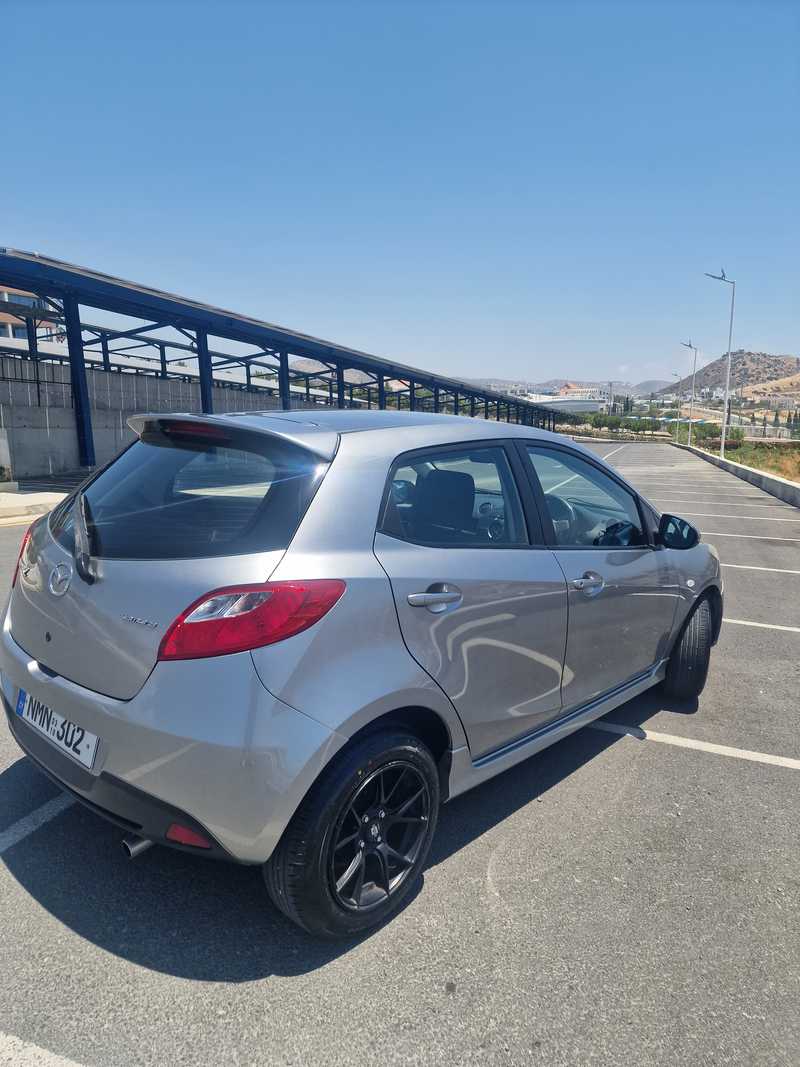 2010 Mazda Demio 1,3L 2010 Cyprus