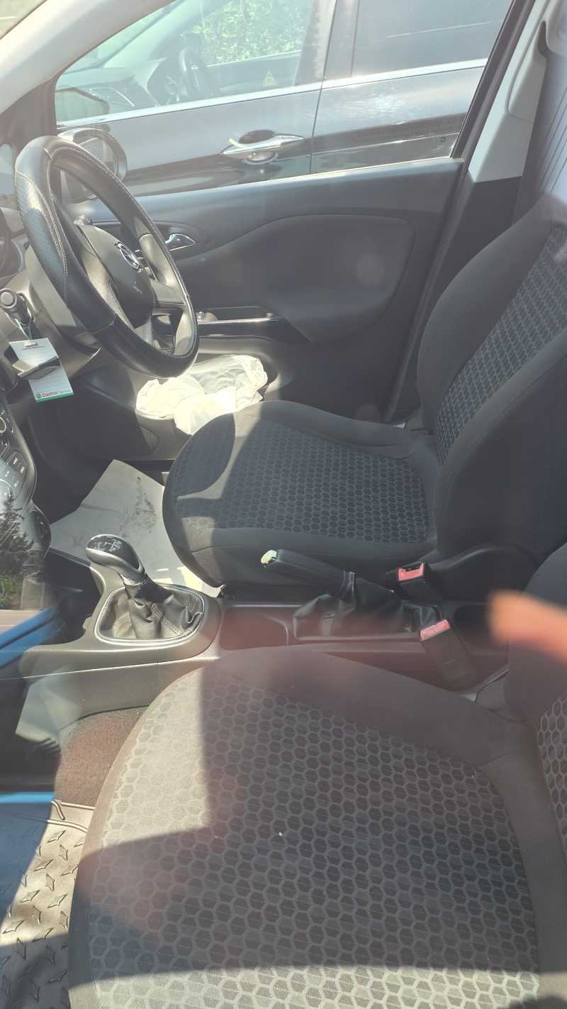 2016 Opel, Vauxhall Corsa 1,4L 2016 Cyprus