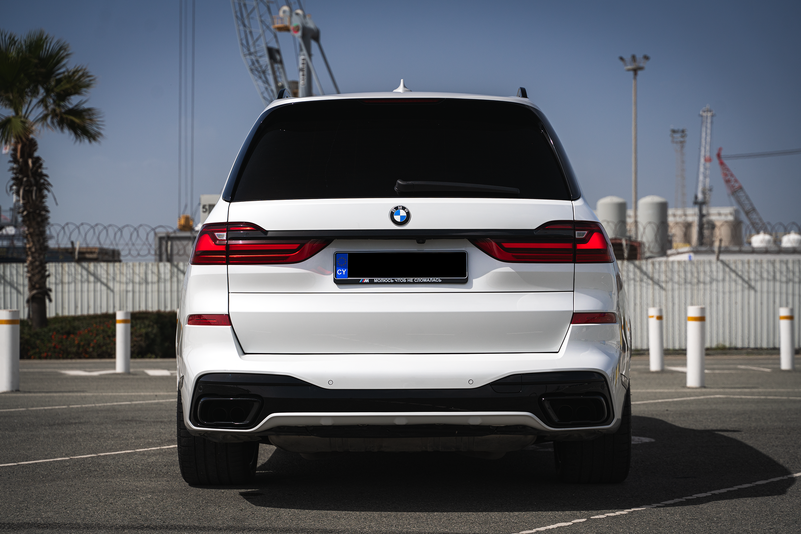 2021 BMW X7 4,4L 2021 Cyprus