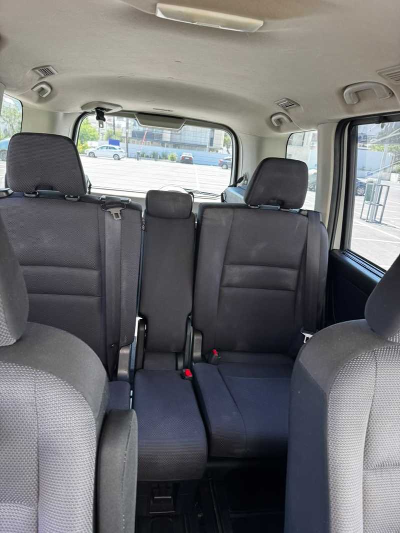 2018 Nissan Serena 2,0L 2018 Cyprus