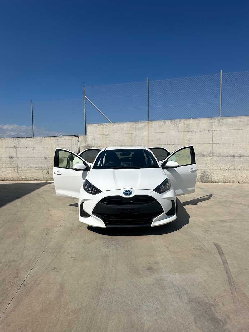 2022 Toyota Yaris 1,5L 2022 Cyprus
