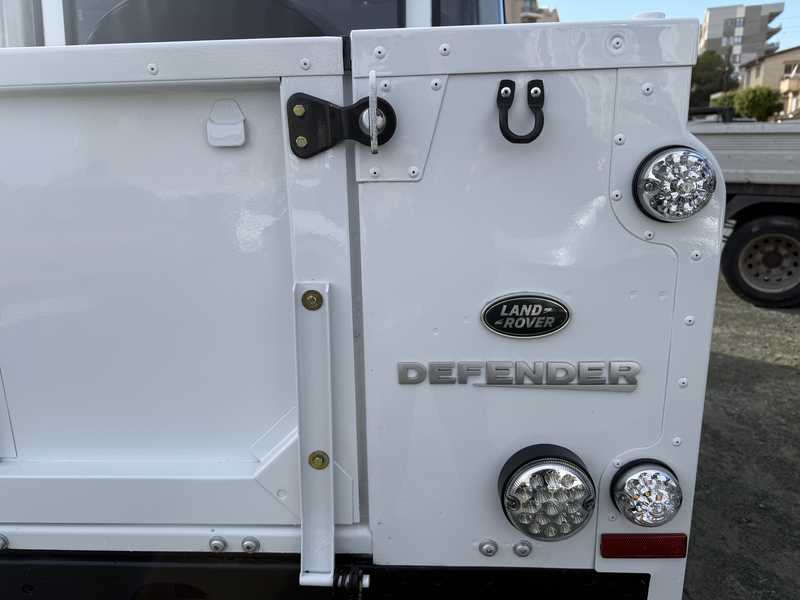 2015 Land Rover Defender 2,2L 2015 Cyprus
