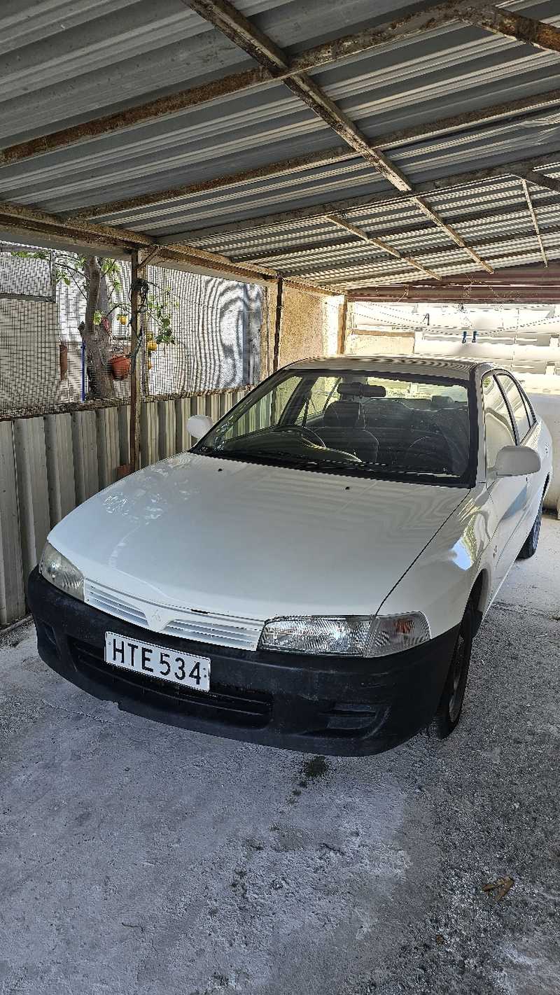 Mitsubishi Lancer 1,5L 1997
