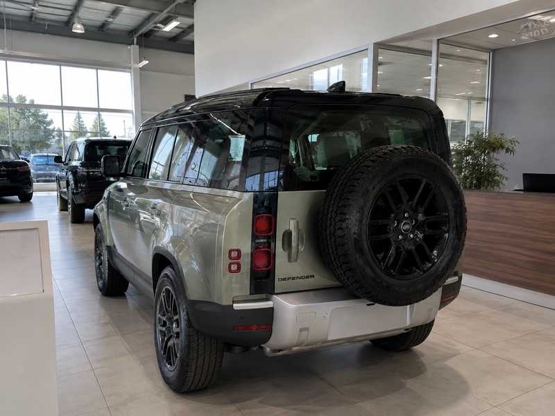 2024 Land Rover Defender 3,0L 2024 Cyprus