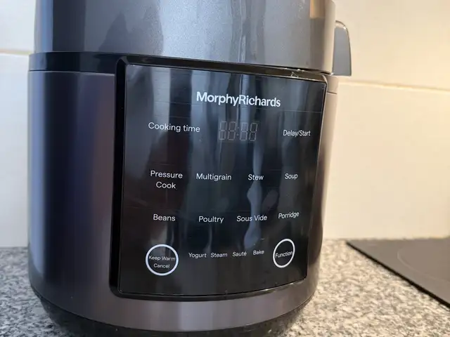 Morphy richards 12-in-1 multi cooker, Limassol — Agios Athanasios