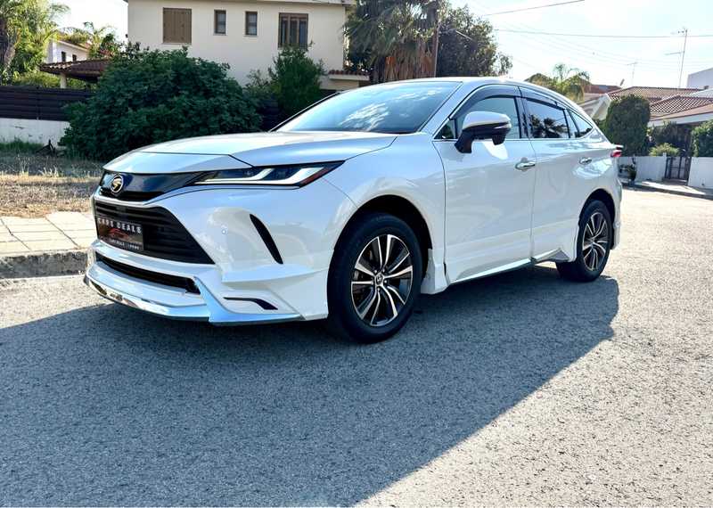 2021 Toyota Harrier 2,5L 2021 Cyprus