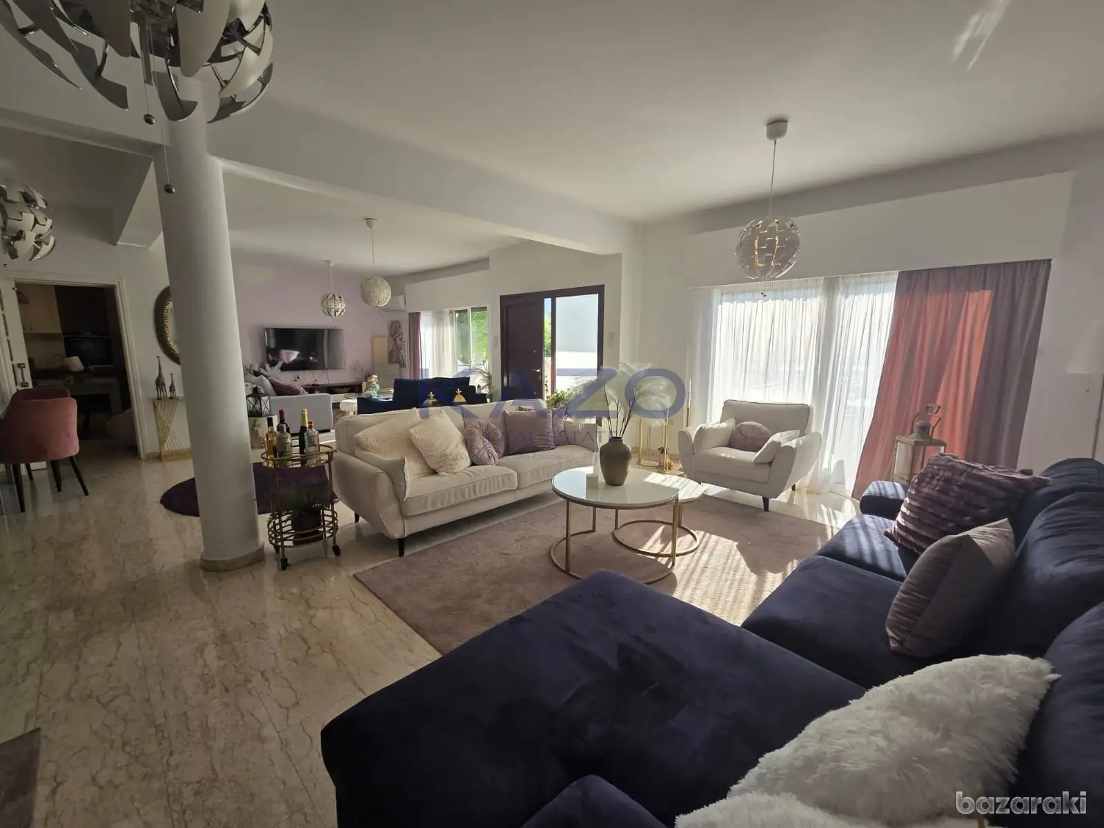 House, 3 bedrooms — 2