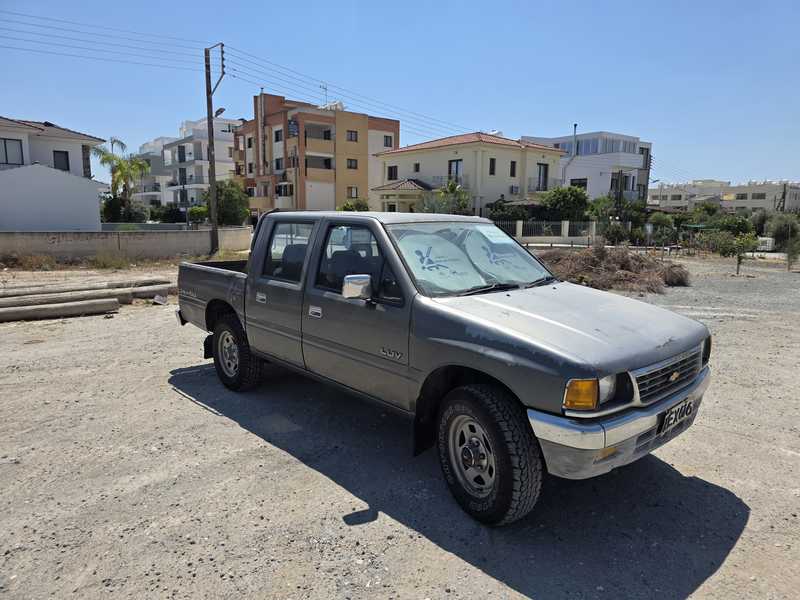 1995 Isuzu Pick-up 2,8L 1995 Cyprus