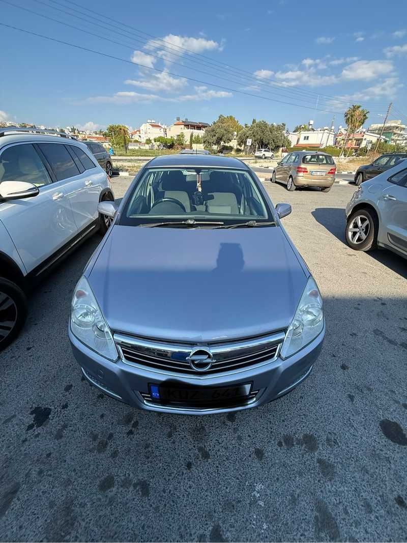 2008 Opel, Vauxhall Astra 1,4L 2008 Cyprus
