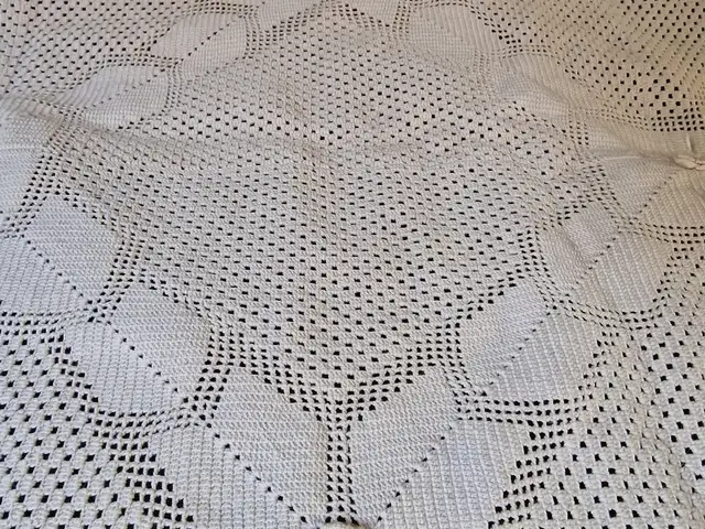 Antique cotton bed crochet cover, Επαρχία Λευκωσίας — Άγιος Επιφάνειος Ορεινής