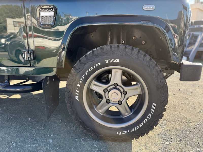 2014 Land Rover Defender 2,2L 2014 Cyprus