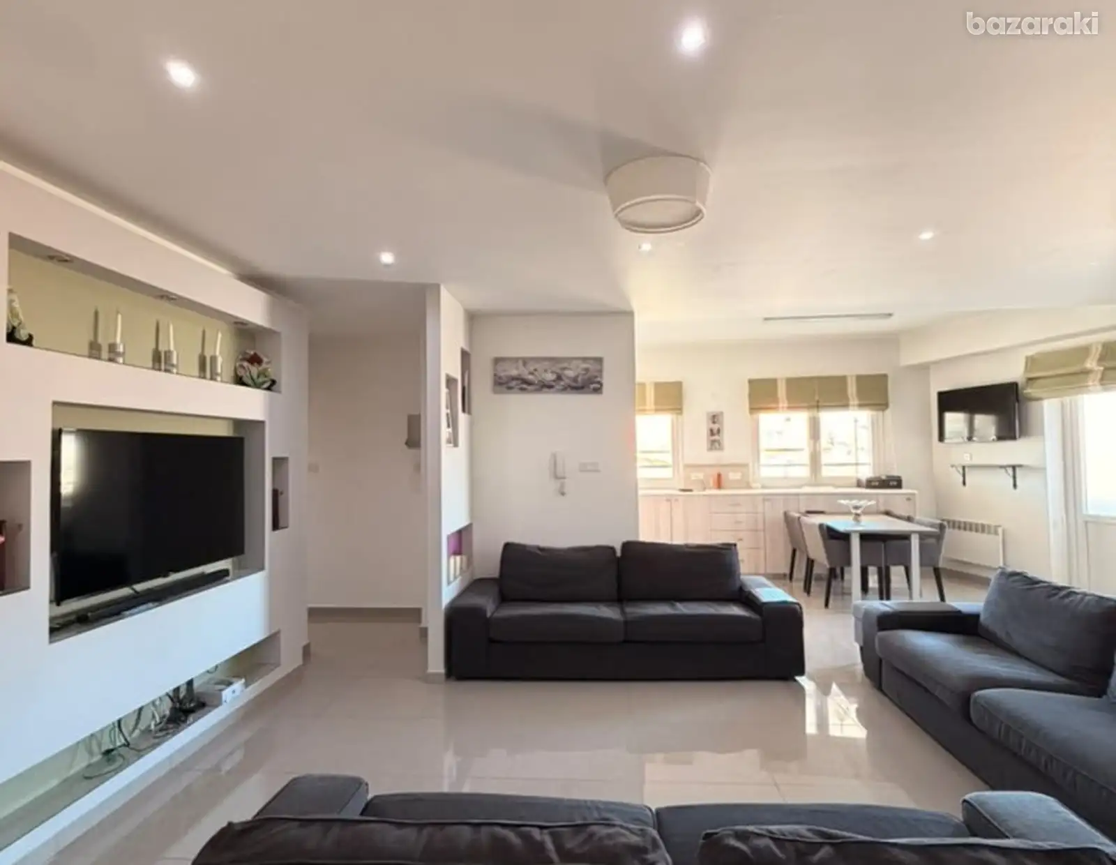 House, 2 bedrooms — 9