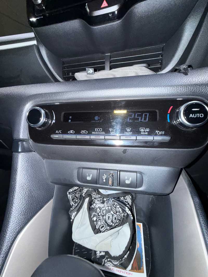 2022 Toyota Yaris 1,5L 2022 Cyprus