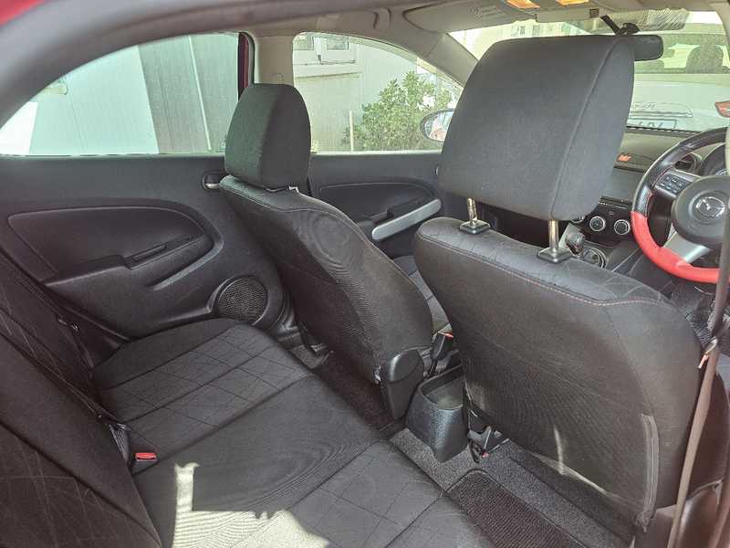 2014 Mazda 2 1,3L 2014 Cyprus