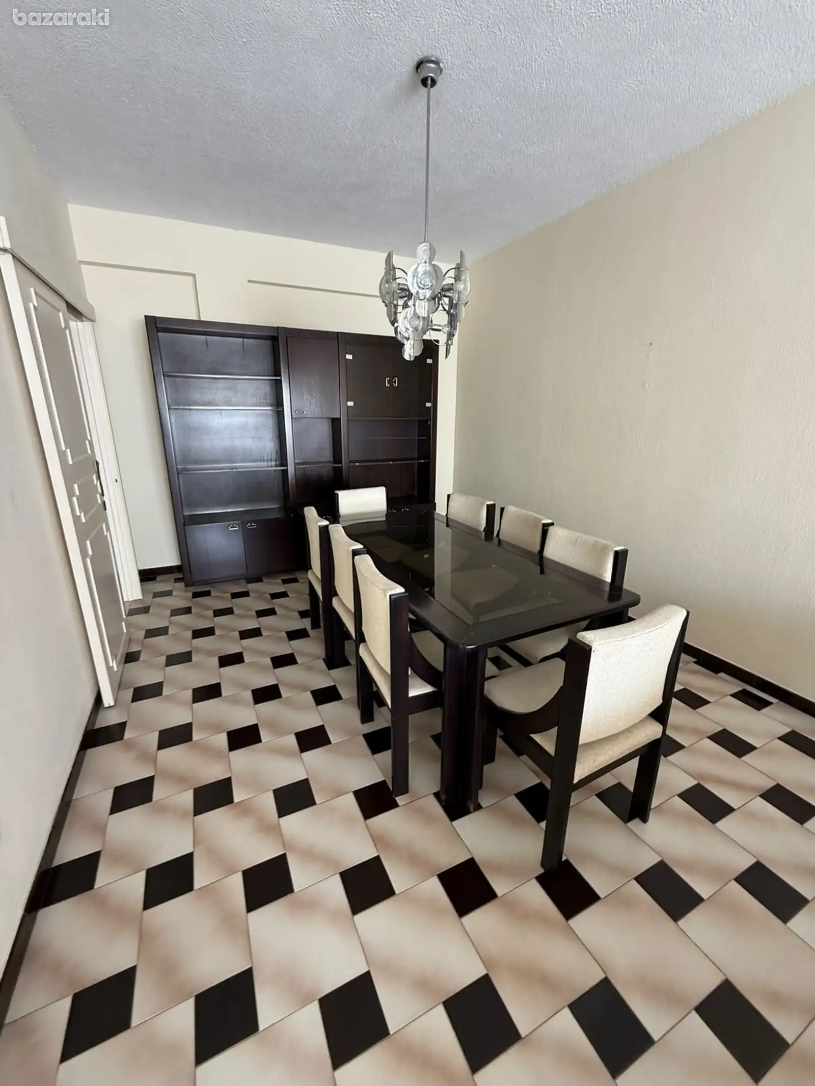 House, 1 bedroom — 8