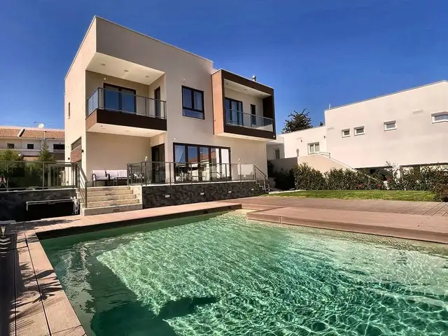 5-bedroom villa for sale, Επαρχία Λεμεσού — Επισκοπή Λεμεσού