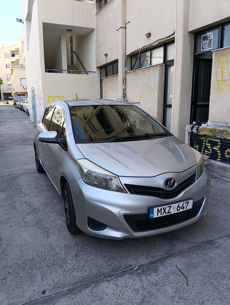 Toyota Vitz 1,4L 2013