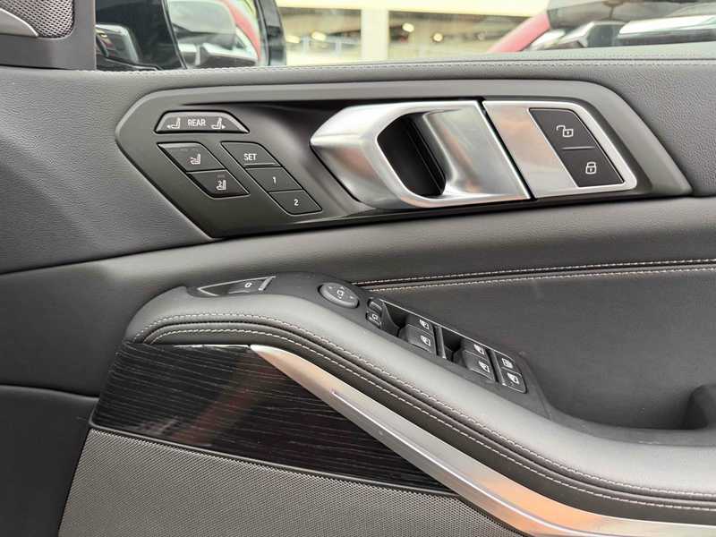 2025 BMW X7 3,0L 2025 Cyprus