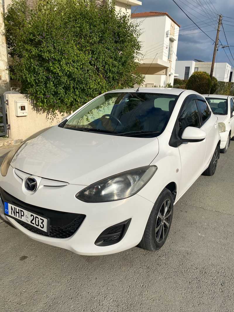 2014 Mazda Demio 1,3L 2014 Cyprus