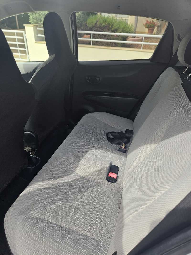 2011 Toyota Vitz 1,3L 2011 Cyprus