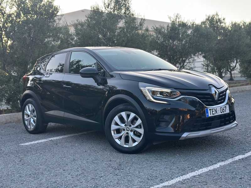 2022 Renault Captur 1,6L 2022 Cyprus