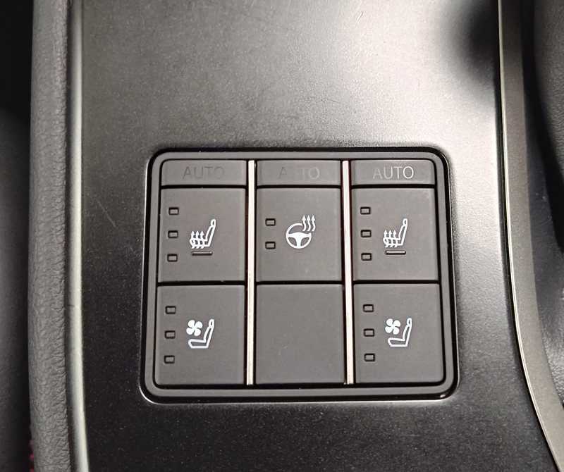 2023 Lexus UX 2,0L 2023 Cyprus
