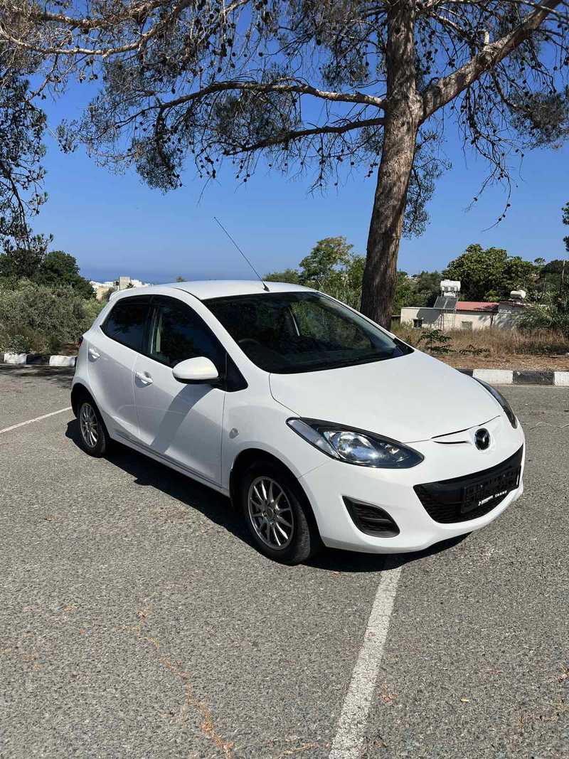 2014 Mazda Demio 1,3L 2014 Cyprus