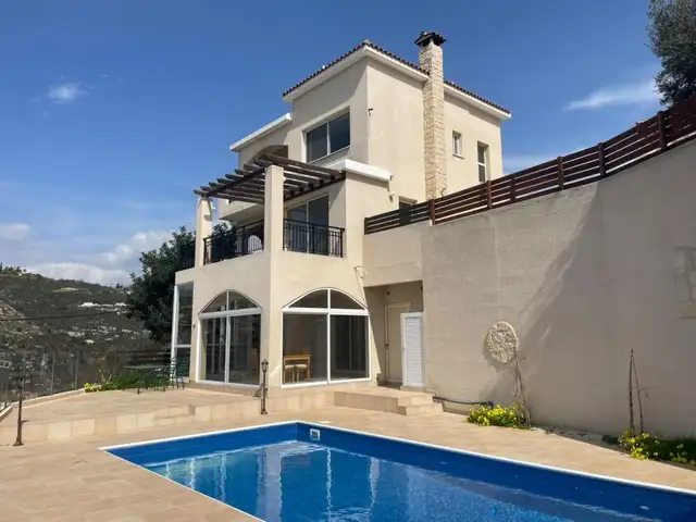 3-bedroom detached house to rent, Επαρχία Πάφου — Καλλέπεια