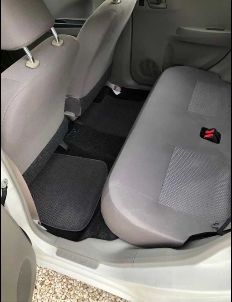 2015 Daihatsu Mira 0,7L 2015 Cyprus