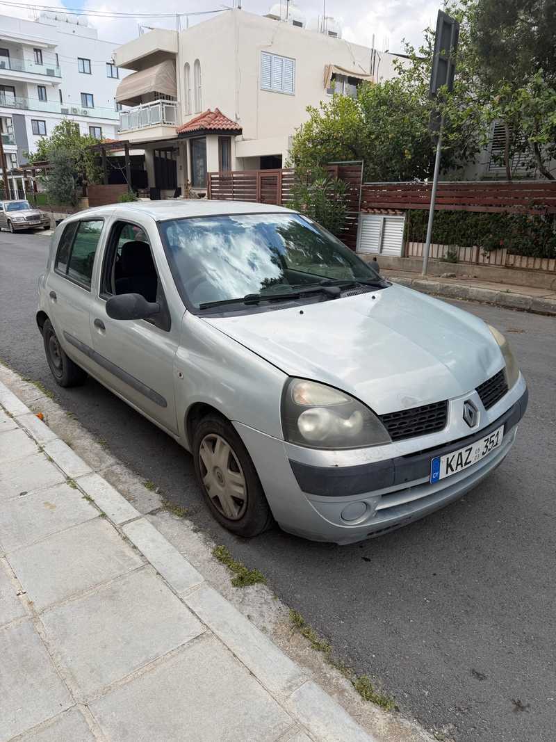 2003 Renault Clio 1,2L 2003 Cyprus