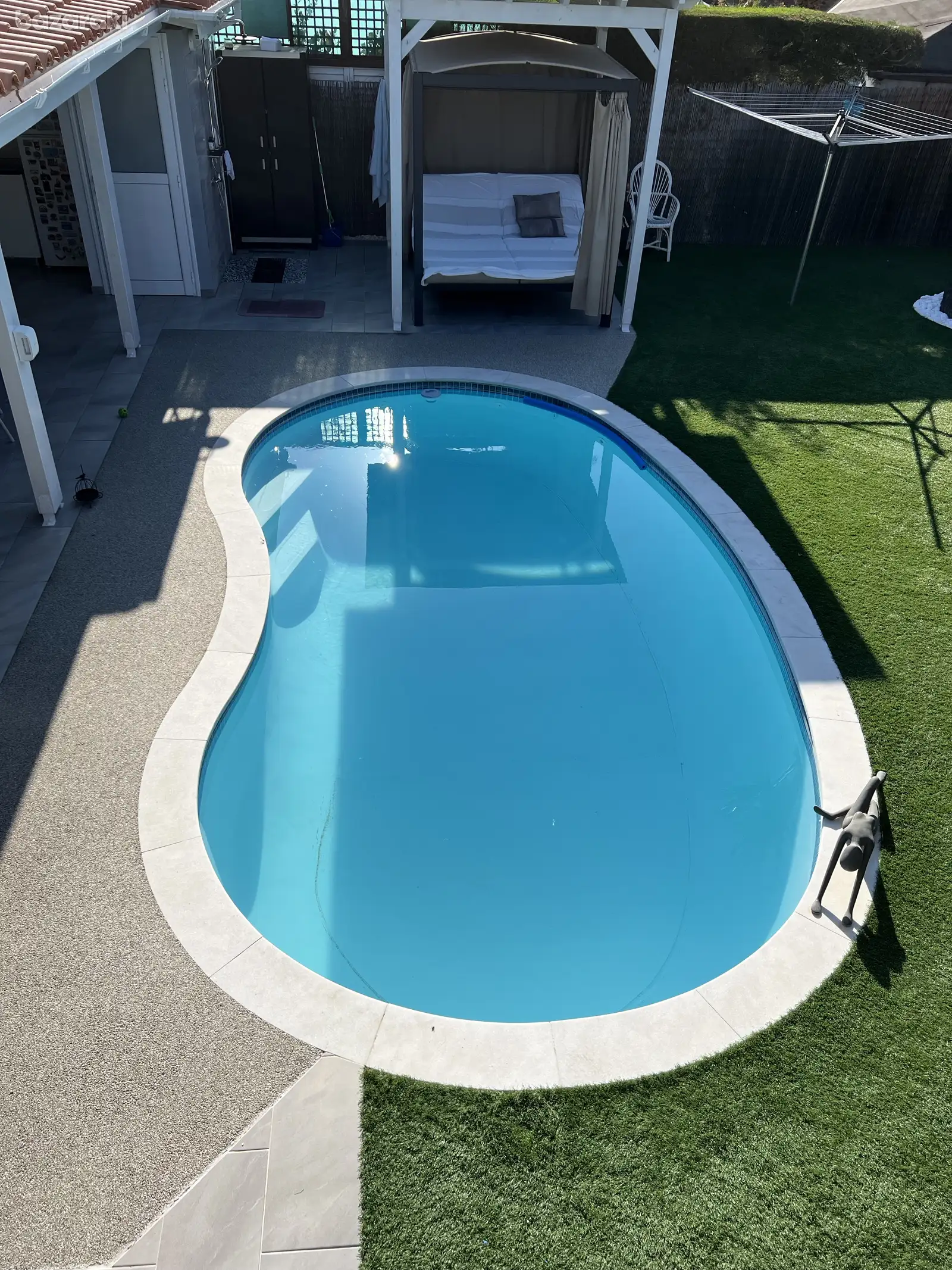 House, 3 bedrooms — 9