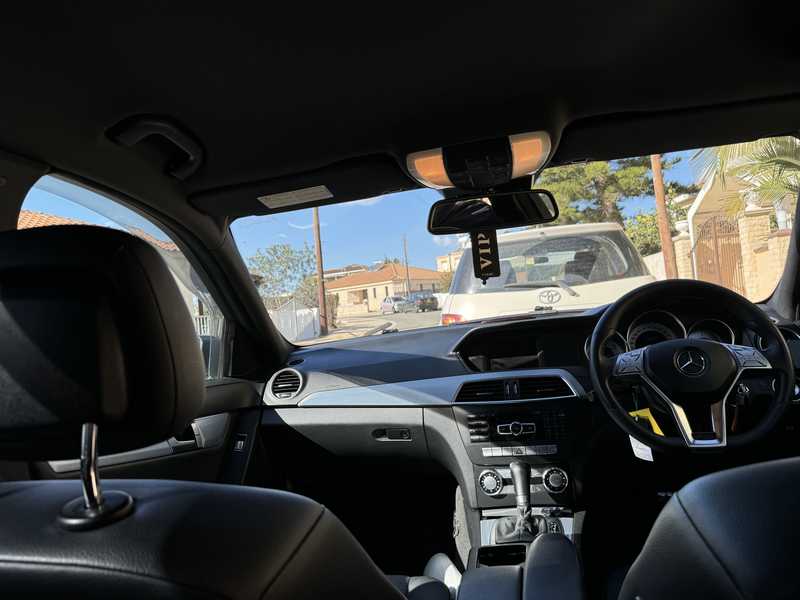 2011 Mercedes-Benz C-Class 2,5L 2011 Cyprus