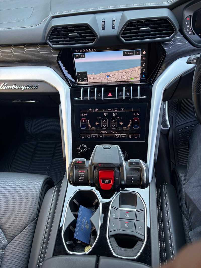2022 Lamborghini Urus 4,0L 2022 Cyprus