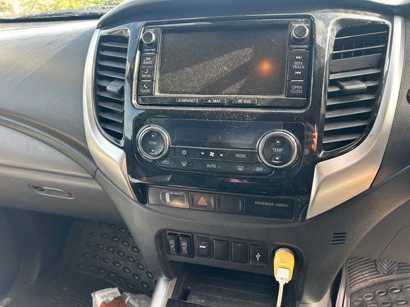 2017 Mitsubishi L200 2,4L 2017 Cyprus