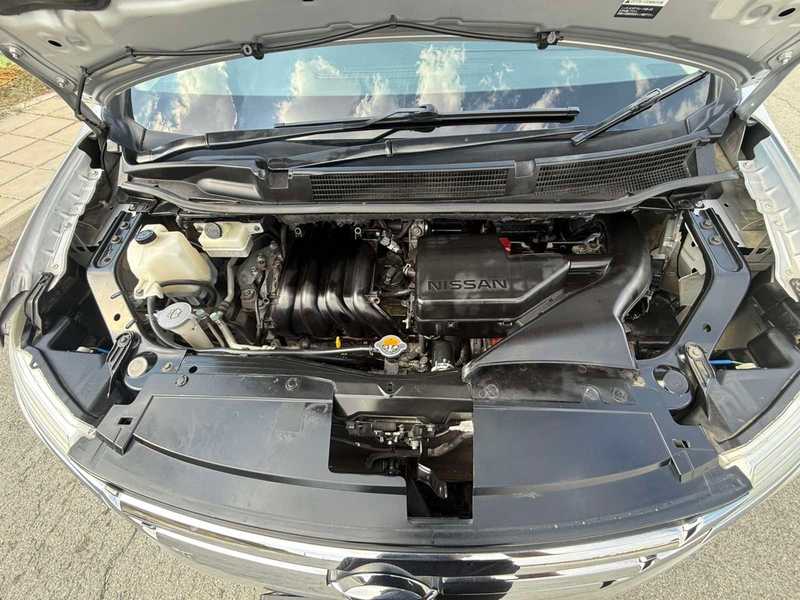 2015 Nissan Serena e-POWER 2,0L 2015 Cyprus