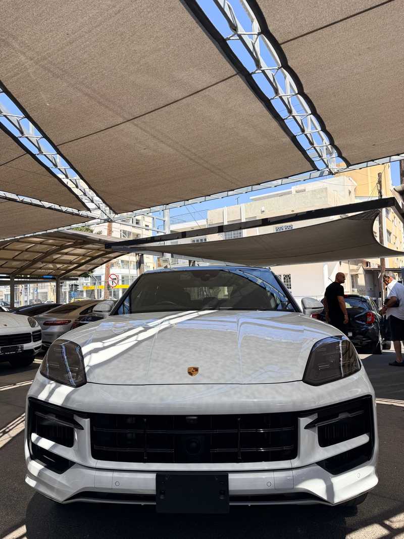 2025 Porsche Cayenne 3,0L 2025 Cyprus