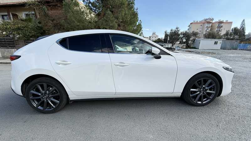 2024 Mazda 3 1,8L 2024 Cyprus